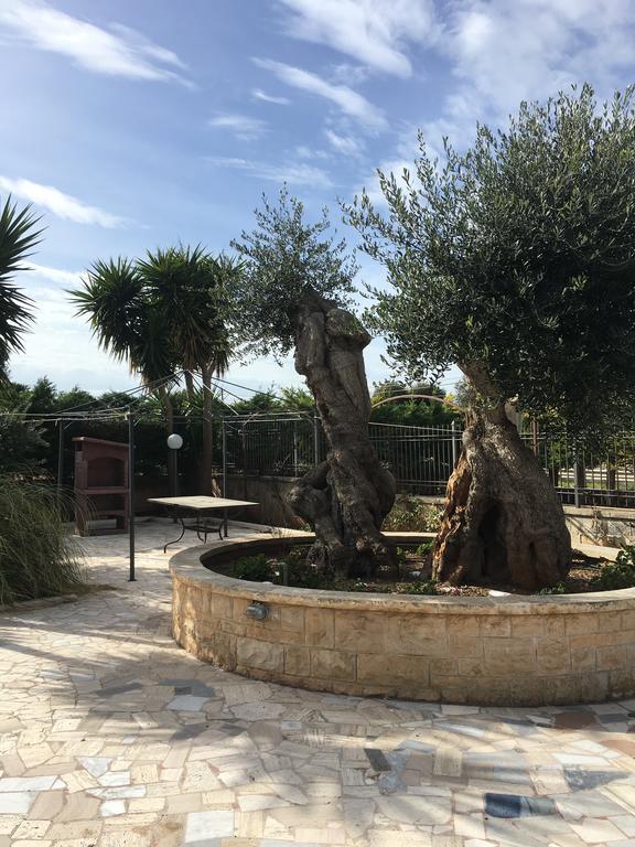 Villa Anna Savelletri Buitenkant foto